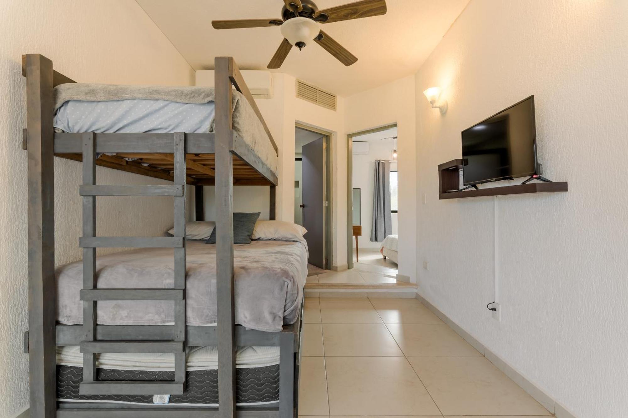 Chic Lagoon Front Villa By Casa Paraiso Cancun Luaran gambar