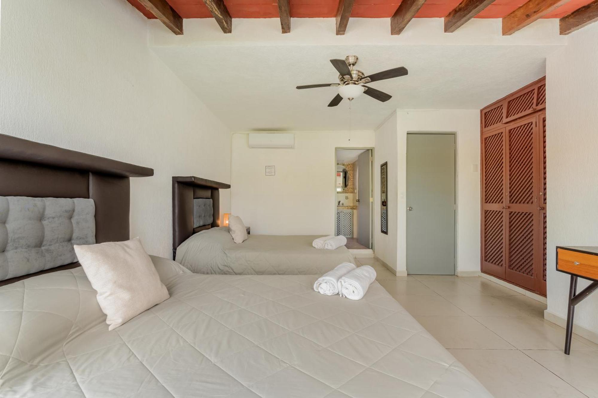 Chic Lagoon Front Villa By Casa Paraiso Cancun Luaran gambar